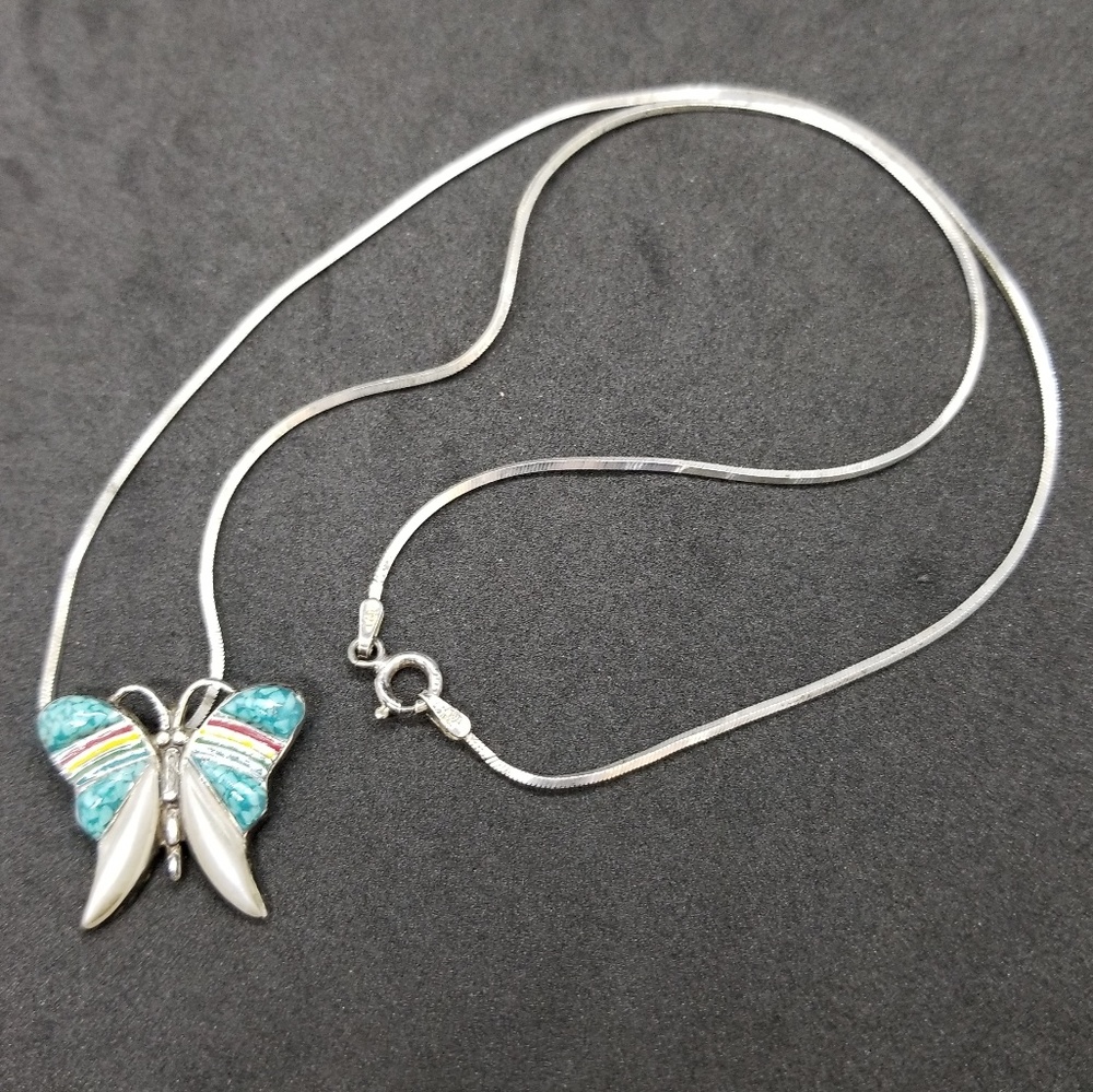 FAS sterling silver butterfly necklace 🦋 - Picture 3 of 8